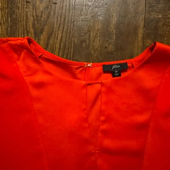 J Crew festive top for the holidays, Valentine & travel - Picture 3 of 6